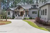 4 Weaver Court, Southern Pines, NC 28387 — 4-bedroom home in Mid South Club, Southern Pines, NC, photo 2 of 51: 08-DSC02200