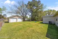 17 Walnut Drive, Jacksonville, NC 28546 — 3-bedroom home in White Oak Estates, Jacksonville, NC, photo 11 of 37: 53-web-or-mls-17 Walnut Dr. 113