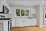 107 Magens Way, Cedar Point, NC 28584 — 3-bedroom waterfront home in Magens Bay, Cedar Point, NC, photo 16 of 58: Kitchen