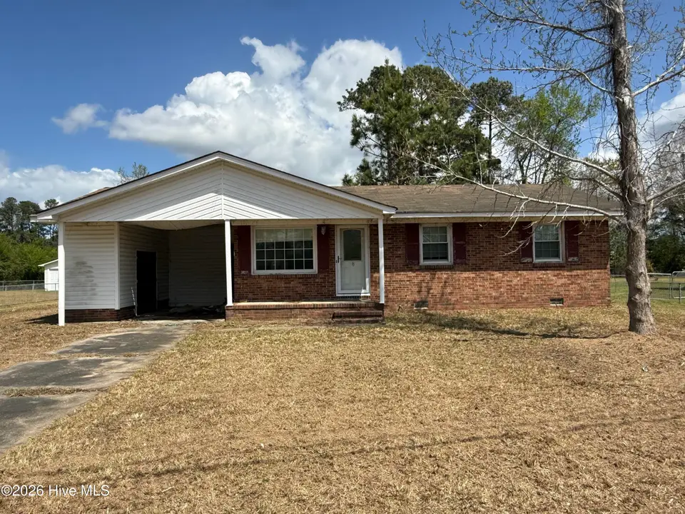15 Oxford Drive, Jacksonville, NC 28546 — 3-bedroom home in Montclair, Jacksonville, NC, photo 1 of 15: image0 (52)