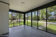 900 Nelson Street, Kinston, NC 28501 — 4-bedroom home, Kinston, NC, photo 4 of 50: 36-web-or-mls-BLS_0188