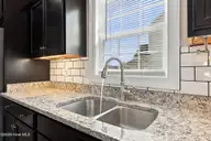 1040 Mackerel Manor, New Bern, NC 28562 — 4-bedroom home in Bluewater Rise, New Bern, NC, photo 17 of 55: 32-web-or-mls-0C0A4191