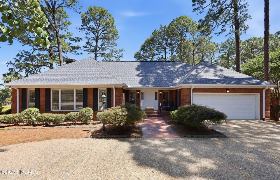 175 Baltusrol Lane, Pinehurst, NC 28374 — 4-bedroom home in Unit 6, Pinehurst, NC, photo 1 of 53: 1-web-or-mls-IMG_6578_edit
