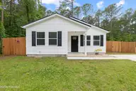 629 Walnut Drive, Jacksonville, NC 28540 — 3-bedroom home in Kenwood Extension, Jacksonville, NC, photo 1 of 24: front of home