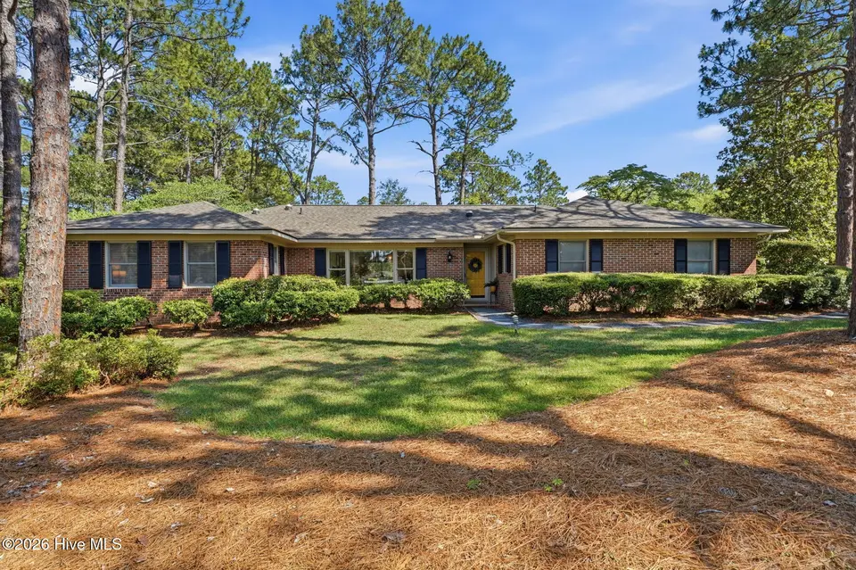 59 Pine Ridge Drive, Whispering Pines, NC 28327 — 2-bedroom home in Whispering Pines, Whispering Pines, NC, photo 1 of 71: 1-web-or-mls-DSC09303