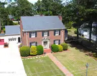 206 W James Street, Mount Olive, NC 28365 — 5-bedroom home, Mount Olive, NC, photo 5 of 73: DJI_0004