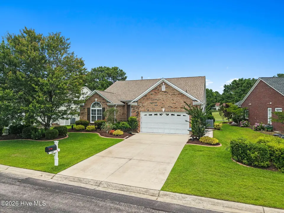 938 Meadowlands Trail NW, Calabash, NC 28467 — 3-bedroom home in Meadowlands, Calabash, NC, photo 1 of 47