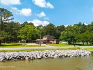 113 Driftwood Drive, Elizabeth City, NC 27909 — 2-bedroom waterfront home in Glen Cove, Elizabeth City, NC, photo 1 of 34: ext-30