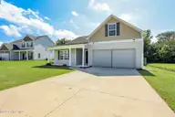 129 Backfield Place, Jacksonville, NC 28540 — 3-bedroom home in Sewell Fields of Verona, Jacksonville, NC, photo 6 of 44
