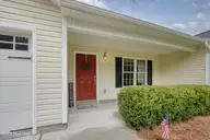 212 Sweet Gum Lane, Richlands, NC 28574 — 3-bedroom home in Ashbury Park, Richlands, NC, photo 7 of 44