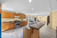 705 Maynard Boulevard, Jacksonville, NC 28546 — 3-bedroom manufactured home in Maynard Manor, Jacksonville, NC, photo 16 of 36: Kitchen