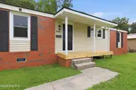 308 Woodhaven Drive, Jacksonville, NC 28540 — 3-bedroom home in Northwoods, Jacksonville, NC, photo 5 of 38