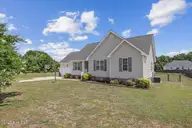 223 Sunridge Lane, Pikeville, NC 27863 — 3-bedroom home in Sunridge, Pikeville, NC, photo 4 of 36: 04-223 Sunridge Ln-4