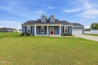 304 Mizzen Way, Elizabeth City, NC 27909 — 3-bedroom home in Tooley Harbor, Elizabeth City, NC, photo 2 of 44: Front View