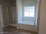 1901 Caracara Drive, New Bern, NC 28560 — 4-bedroom home in Fairfield Harbour, New Bern, NC, photo 10 of 24: Master bath