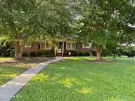 1202 Ruffin Terrace, Kinston, NC 28504 — 3-bedroom home, Kinston, NC, photo 1 of 27: Main
