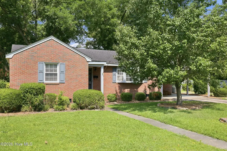 3284 N Walnut Street, Farmville, NC 27828 — 3-bedroom home, Farmville, NC, photo 1 of 50: Front