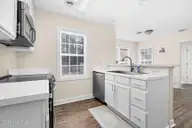 1011 Weathervane Hill Drive, Rocky Mount, NC 27803 — 3-bedroom home in Weathervane Hill, Rocky Mount, NC, photo 6 of 26: Eat in Kitchen