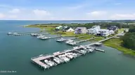 135 Gallants Point Road, Beaufort, NC 28516 — 3-bedroom waterfront home in Gallants Point, Beaufort, NC, photo 9 of 70: Community Dock