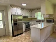 312 Neuse Cliffs Road, New Bern, NC 28560 — 3-bedroom home in Neuse Cliffs, New Bern, NC, photo 7 of 56: IMG_9911