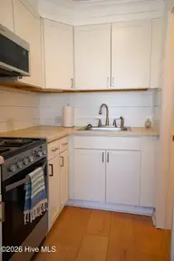 Ocean Sands, Atlantic Beach — 1-bedroom waterfront condo in Ocean Sands, Atlantic Beach, NC, photo 14 of 40: KITCHEN AREA