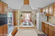 295 Redwood Road, Southport, NC 28461 — 2-bedroom manufactured home in Boiling Spring Lakes, Southport, NC, photo 11 of 32: 295 Redwood Dr MLS-12
