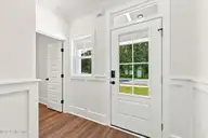 132 Pine View Boulevard, Beaufort, NC 28516 — 3-bedroom home in Beau Coast West, Beaufort, NC, photo 16 of 38: Foyer