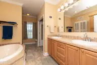 460 Firetower Road, Elizabeth City, NC 27909 — 3-bedroom home, Elizabeth City, NC, photo 19 of 28: int-2
