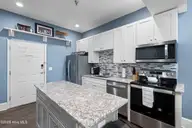 21 N Front Street Unit 3d1, Wilmington, NC 28401 — 1-bedroom condo in Downtown, Wilmington, NC, photo 9 of 41: Kitchen (4)