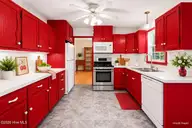 546 Deer Run Road, New Bern, NC 28562 — 3-bedroom home in Deer Run, New Bern, NC, photo 4 of 55: Kitchen