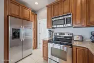 113 Anchor Drive A, Surf City, NC 28445 — 5-bedroom waterfront townhome in Topsail Cove, Surf City, NC, photo 16 of 62: 58-web-or-mls-_RAD3508