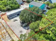 104 Moorefield Drive, Carolina Beach, NC 28428 — 2-bedroom manufactured home in Heart of Carolina Beach, Carolina Beach, NC, photo 2 of 19