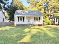 1004 Long Avenue, Rocky Mount, NC 27801 — 2-bedroom home in Edgemont Park, Rocky Mount, NC, photo 2 of 22: 1004 Long Ave
