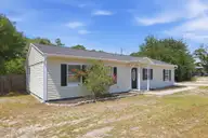 89 Crown Point Road, Hubert, NC 28539 — 3-bedroom home in Crown Point, Hubert, NC, photo 3 of 49
