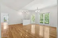 190 Canter Lane, Pinehurst, NC 28374 — 3-bedroom home in Unit 8, Pinehurst, NC, photo 15 of 35: 18-web-or-mls-DSC09084