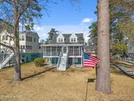 226 Shady Banks Beach Road, Washington, NC 27889 — 3-bedroom waterfront home in Shady Banks, Washington, NC, photo 5 of 56: 4-web-or-mls-DJI_20260224150543_0043_D
