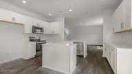 3093 Platinum Circle, West End, NC 27376 — 4-bedroom home in Gretchen Pines, West End, NC, photo 10 of 36: Kitchen