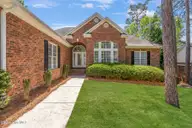 940 Diamondhead Drive S, Pinehurst, NC 28374 — 3-bedroom home in Unit 13, Pinehurst, NC, photo 2 of 41: frpmt6
