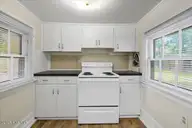 501 N Raiford Street, Selma, NC 27576 — 4-bedroom home, Selma, NC, photo 15 of 31: 17-501 N Raiford St-17