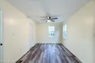 622 Walnut Drive, Jacksonville, NC 28540 — 3-bedroom home in Kenwood Extension, Jacksonville, NC, photo 20 of 59: 1st floor primary bedroom