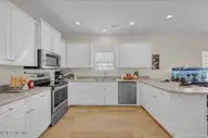 7322 Cassimir Place, Wilmington, NC 28412 — 3-bedroom home in Cassimir Commons, Wilmington, NC, photo 12 of 29: 011_img_1490_992