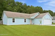 121 Daphne Drive, Hubert, NC 28539 — 3-bedroom home in Foxlair, Hubert, NC, photo 2 of 53