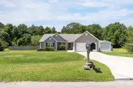 111 Camellia Creek Drive, Richlands, NC 28574 — 3-bedroom home in Camellia Creek, Richlands, NC, photo 3 of 61: 002-111 Camellia Creek-2