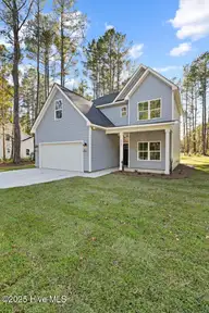 109 Plum Court, Burgaw, NC 28425 — 3-bedroom home in Plum Point, Burgaw, NC, photo 2 of 33
