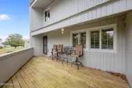 10 Batts Hill Road, New Bern, NC 28562 — 4-bedroom waterfront townhome in Olde Towne, New Bern, NC, photo 24 of 52: Deck off Den/BR