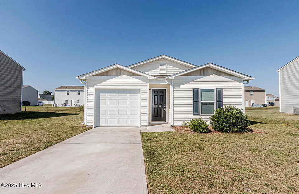 1225 Fescue Road, Rocky Mount, NC 27801 — 4-bedroom home in Flagmarsh Hills, Rocky Mount, NC, photo 1 of 13: ONE LEVEL 4 BR / 2 BATH