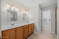 5718 Sloop Court, New Bern, NC 28560 — 3-bedroom home in Fairfield Harbour, New Bern, NC, photo 19 of 37: 43-web-or-mls-DSC_1612