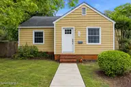 29 Madison Street, Wilmington, NC 28401 — 3-bedroom home in Sunset Park, Wilmington, NC, photo 1 of 49: front house phot