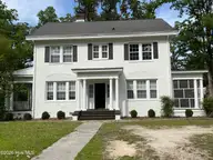 936 Sycamore Street, Rocky Mount, NC 27801 — 4-bedroom home in Edgemont Park, Rocky Mount, NC, photo 2 of 27: IMG_8449