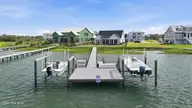 135 Gallants Point Road, Beaufort, NC 28516 — 3-bedroom waterfront home in Gallants Point, Beaufort, NC, photo 6 of 70: Shoreline